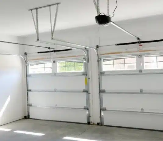 Comment calculer les dimensions optimales de votre porte de garage