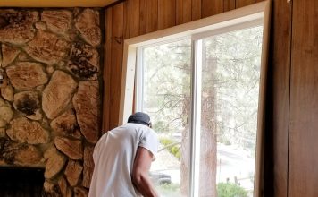 Tarif pose baie vitrée : guide des prix et astuces 2025